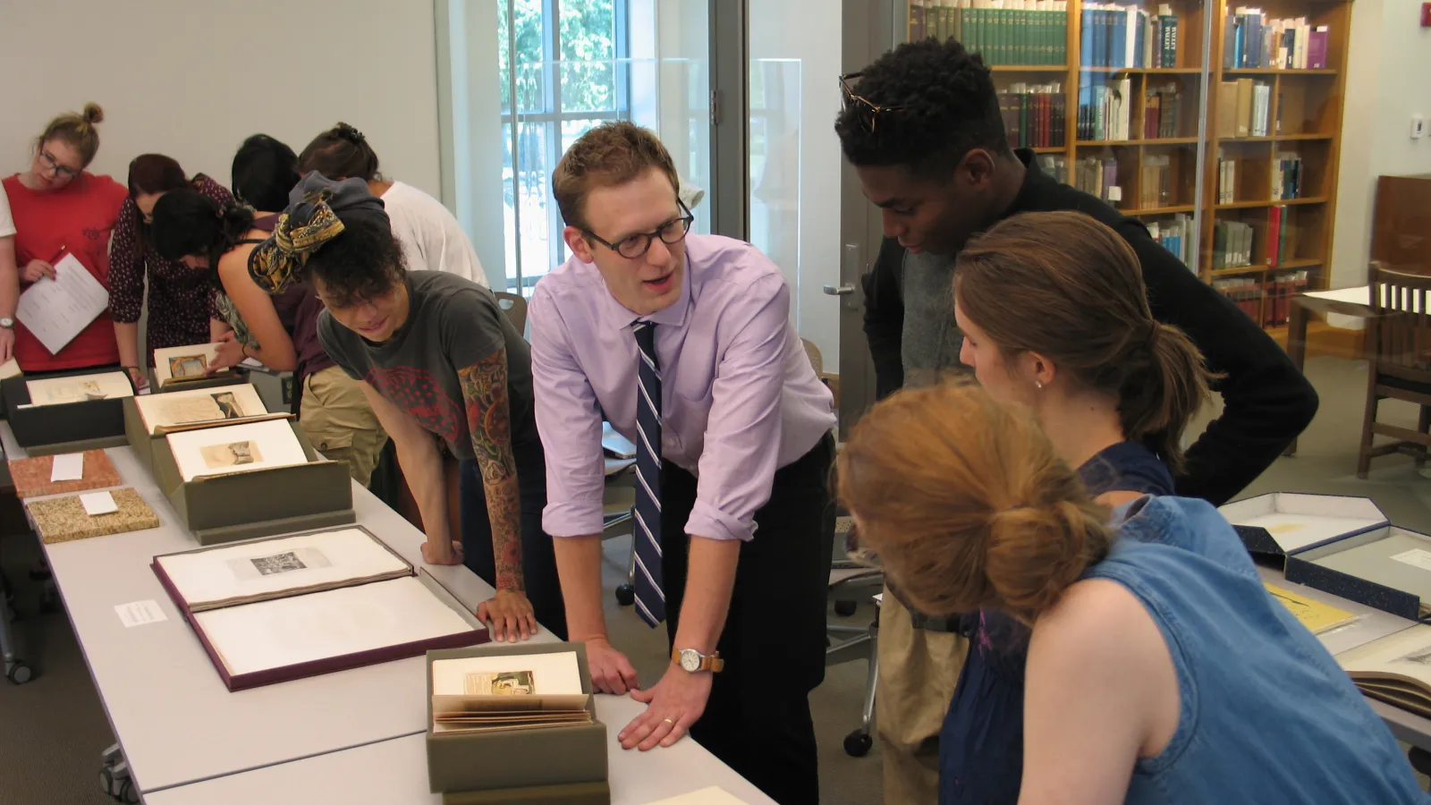 Jacob Risinger with undergraduate students
